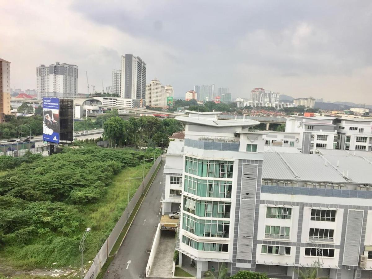 Cozy Kelana Jaya Semi-D Apt Near Mall, College & Hospital Petaling Jaya Exterior foto